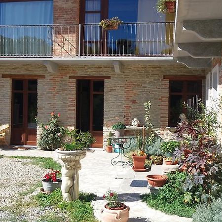 Agriturismo Ercolana Neviglie Luaran gambar