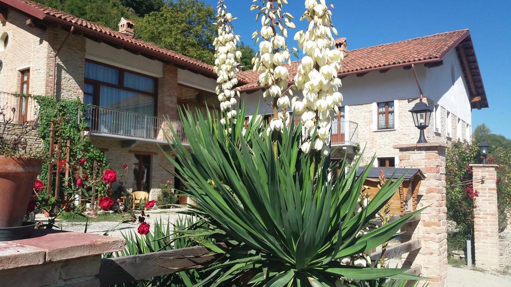 Agriturismo Ercolana Neviglie Luaran gambar